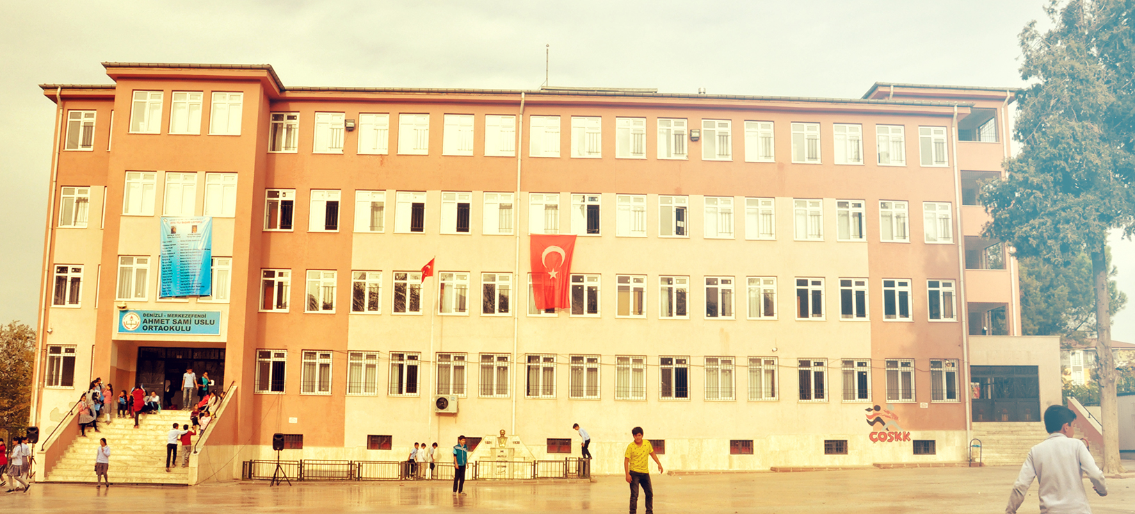 Lata Yapı Ahmet Sami Uslu Ortaokulu